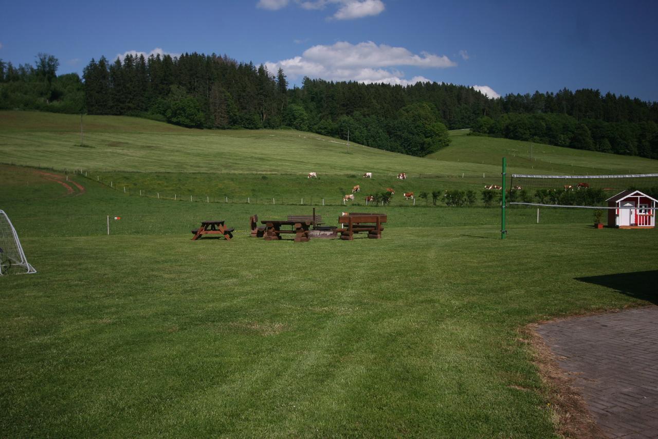 Отель Farma Basarovi Prosecne Экстерьер фото